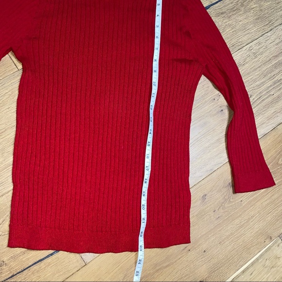 St. John Ribbed Sweater 3/4 sleeve - Picture 5 of 7